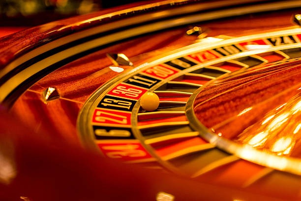 agen89 slot Bikini Paradise roulette table interface showing betting grid and live dealer